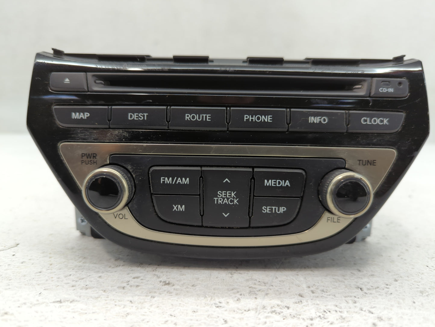 2013-2015 Hyundai Genesis Am Fm Cd Player Radio Receiver - Oemusedautoparts1.com