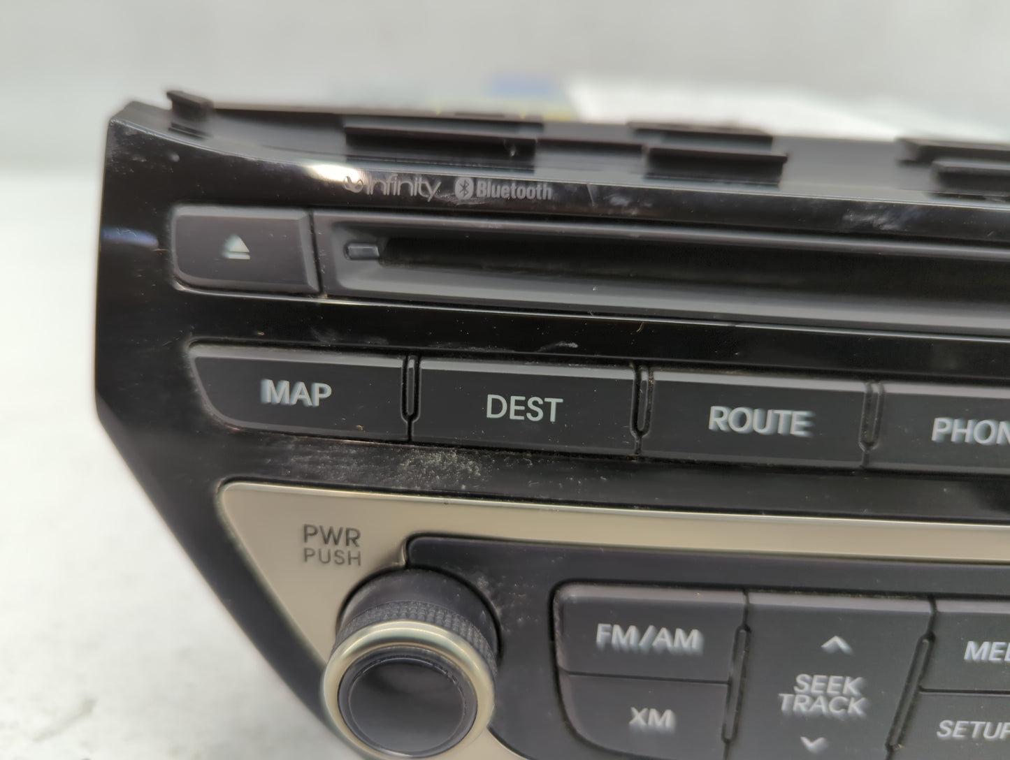 2013-2015 Hyundai Genesis Am Fm Cd Player Radio Receiver - Oemusedautoparts1.com