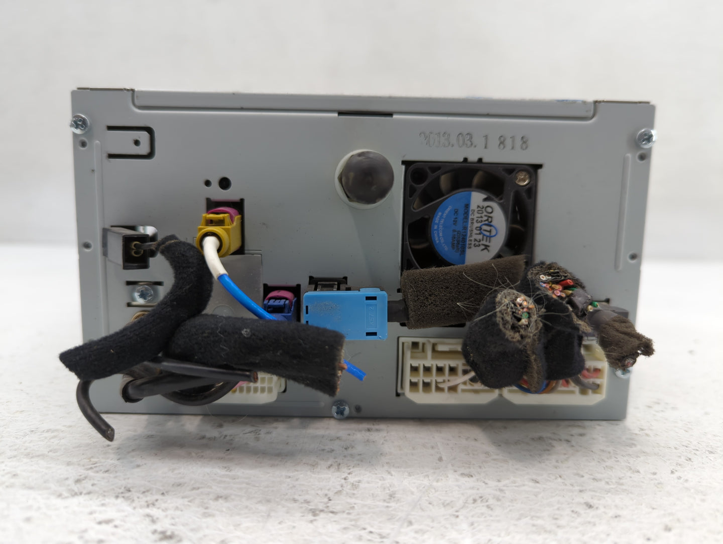 2013-2015 Hyundai Genesis Am Fm Cd Player Radio Receiver - Oemusedautoparts1.com