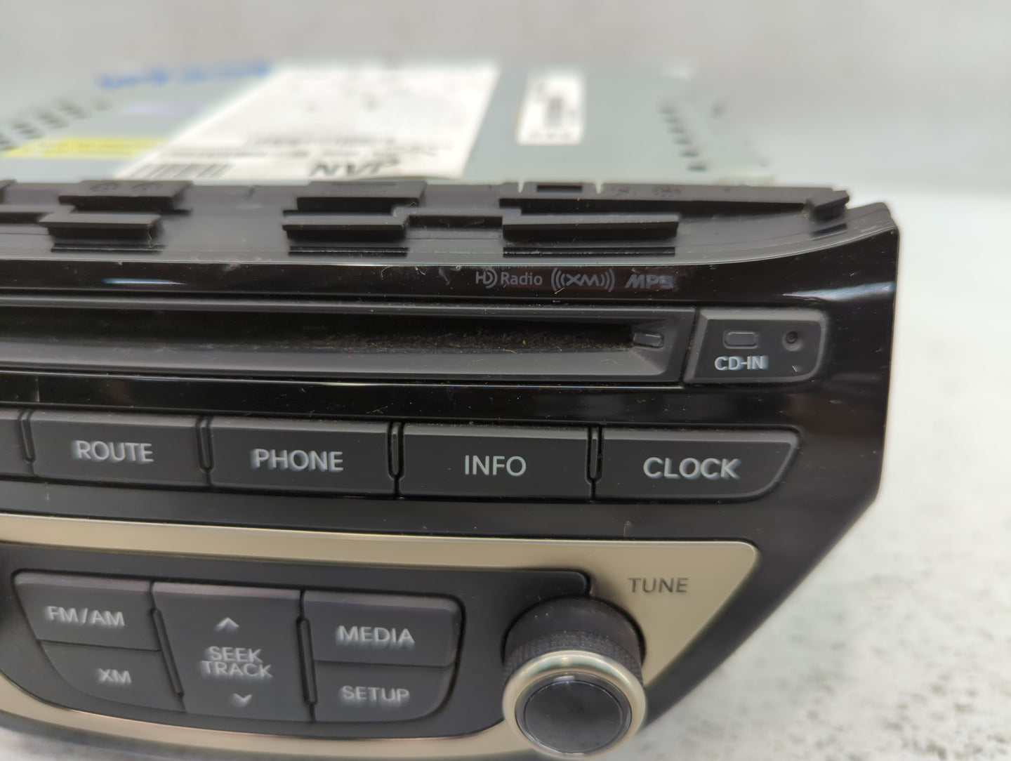 2013-2015 Hyundai Genesis Am Fm Cd Player Radio Receiver - Oemusedautoparts1.com