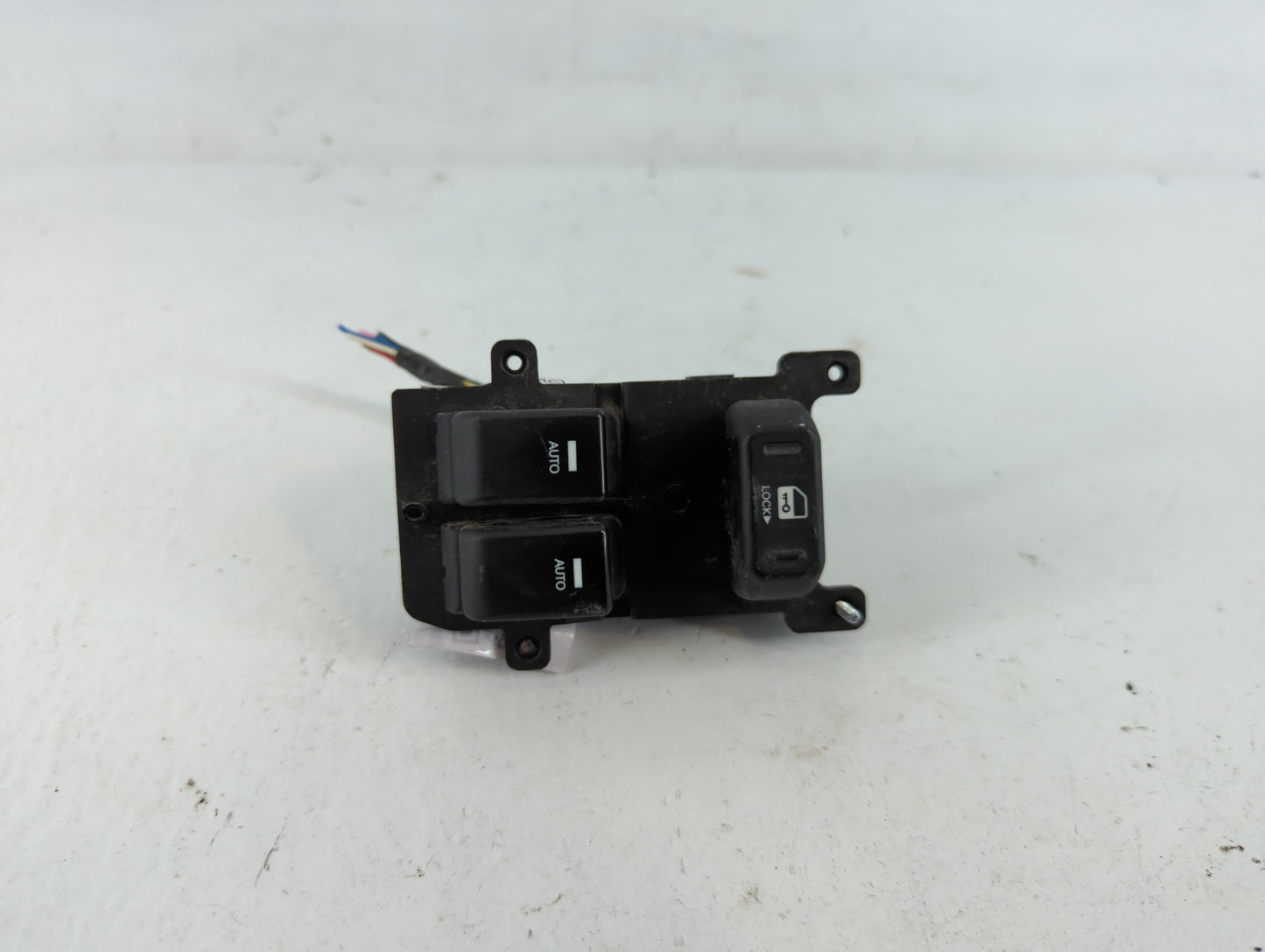 2013-2016 Hyundai Genesis Master Power Window Switch Replacement Driver Side Left P/N:202008374 Fits Fits 2013 2014 2015 201