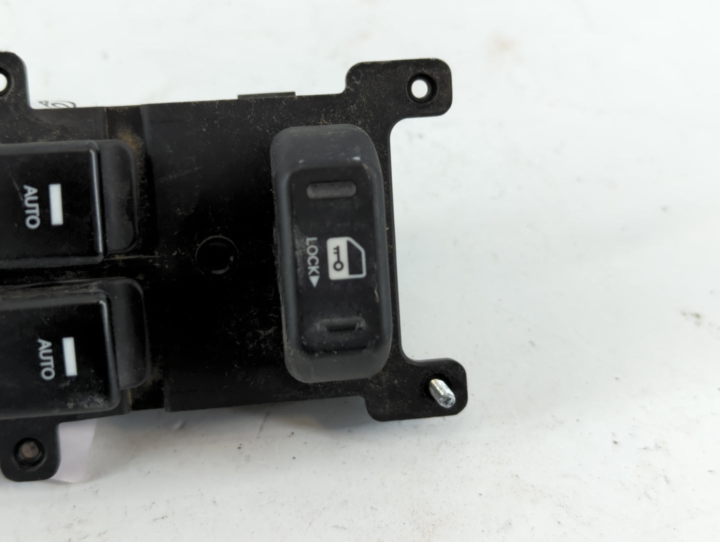 2013-2016 Hyundai Genesis Master Power Window Switch Replacement Driver Side Left P/N:202008374 Fits Fits 2013 2014 2015 201