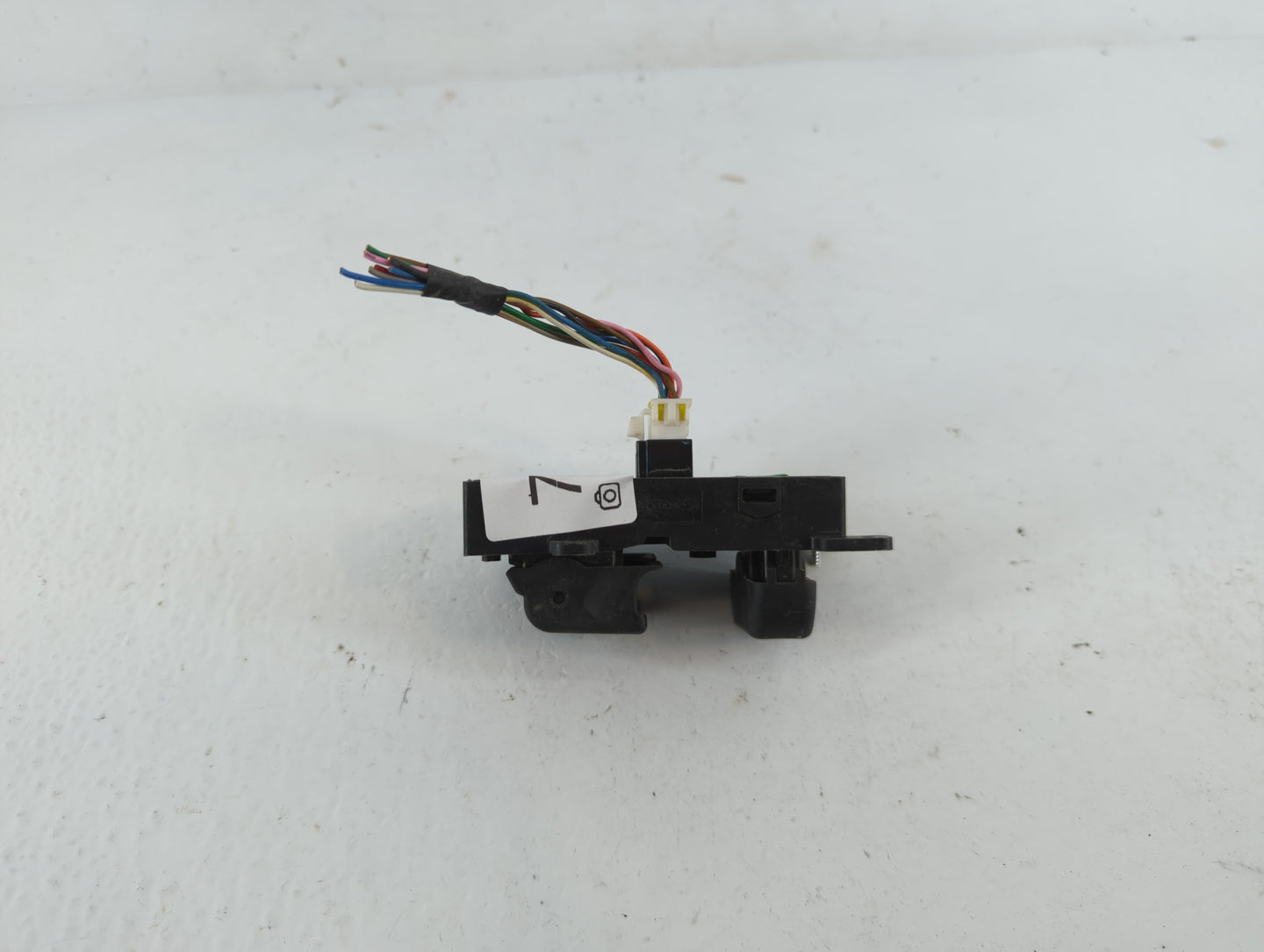 2013-2016 Hyundai Genesis Master Power Window Switch Replacement Driver Side Left P/N:202008374 Fits Fits 2013 2014 2015 201