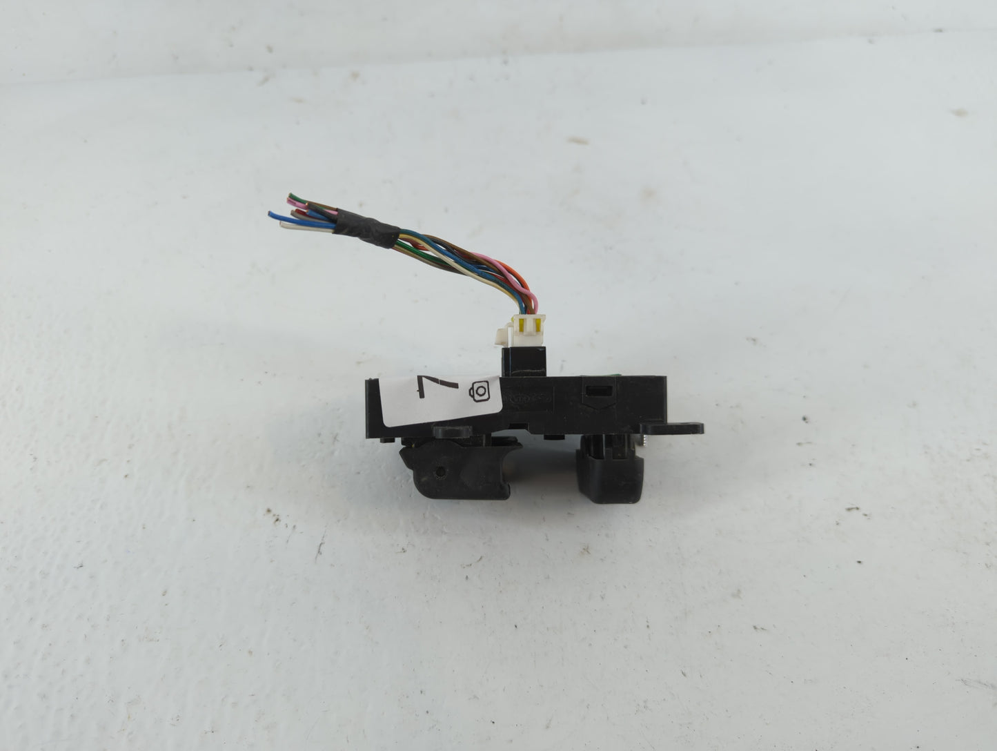 2013-2016 Hyundai Genesis Master Power Window Switch Replacement Driver Side Left P/N:202008374 Fits Fits 2013 2014 2015 201