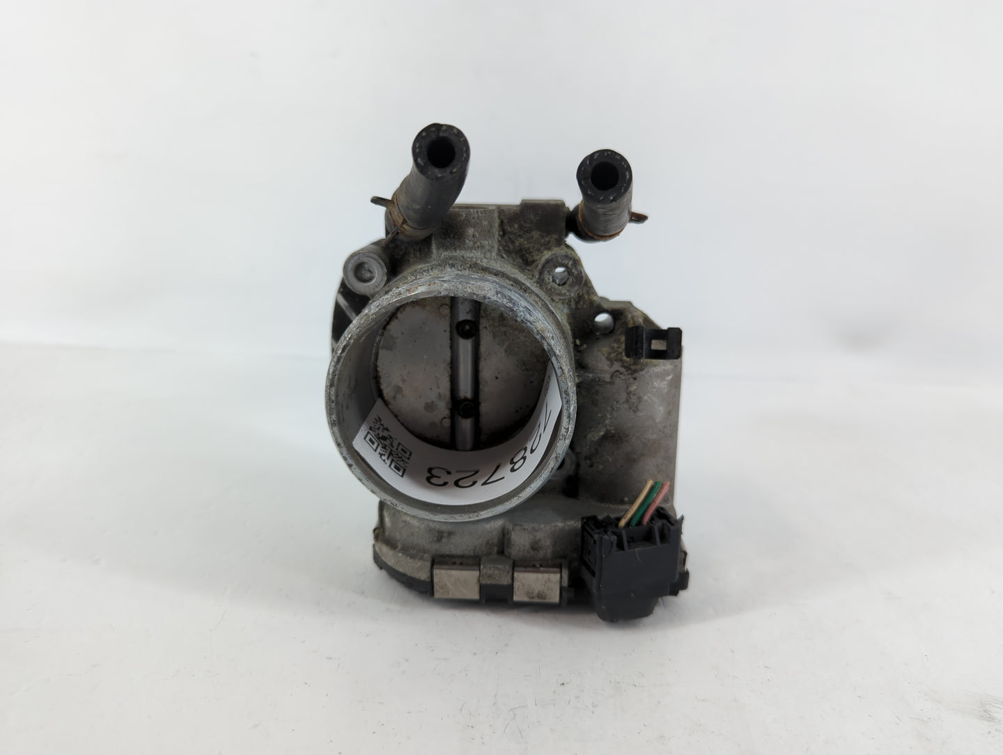 2009-2014 Hyundai Genesis Throttle Body P/N:35100-2C300 Fits Fits 2009 2010 2011 2012 2013 2014 OEM Used Auto Parts - Oemuse