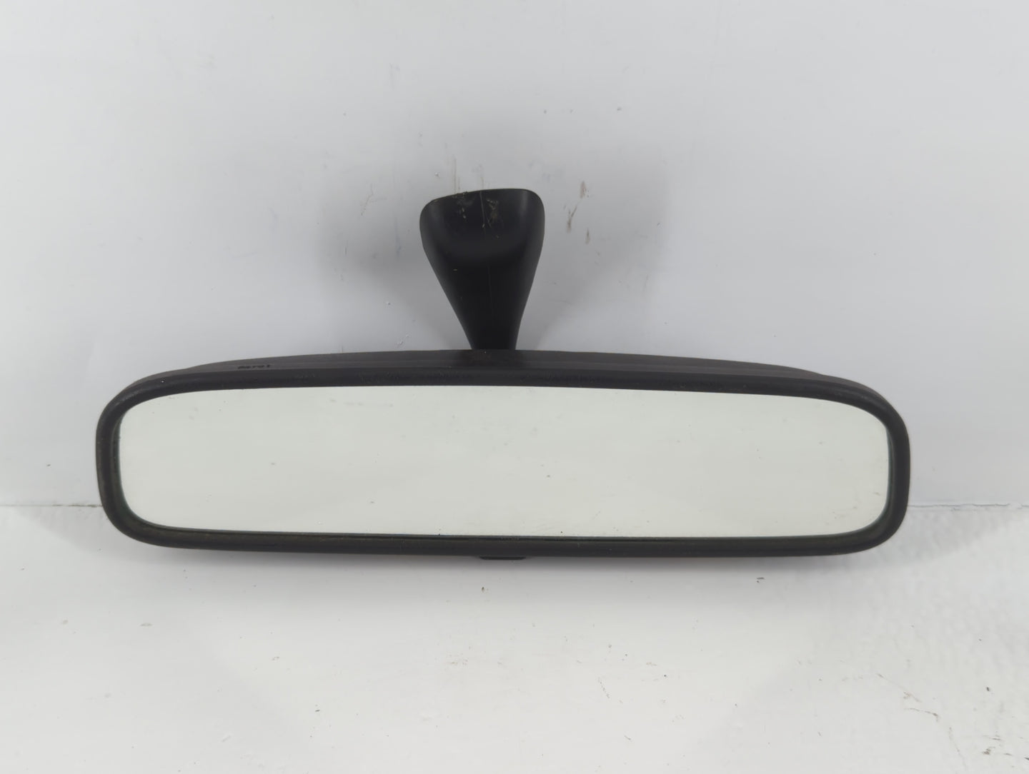 2009-2016 Hyundai Genesis Interior Rear View Mirror Replacement OEM P/N:IE4012143 Fits OEM Used Auto Parts - Oemusedautopart