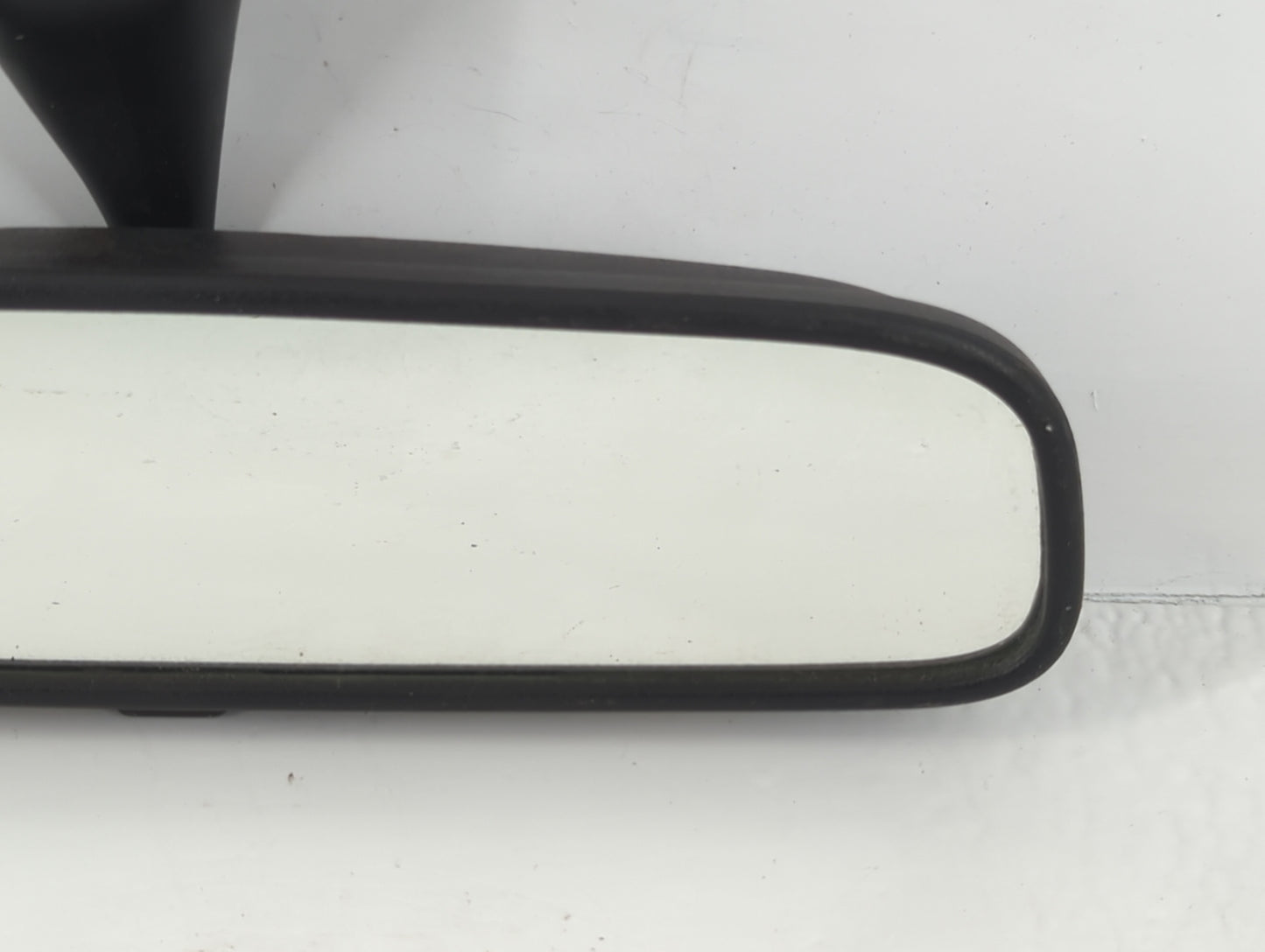 2009-2016 Hyundai Genesis Interior Rear View Mirror Replacement OEM P/N:IE4012143 Fits OEM Used Auto Parts - Oemusedautopart