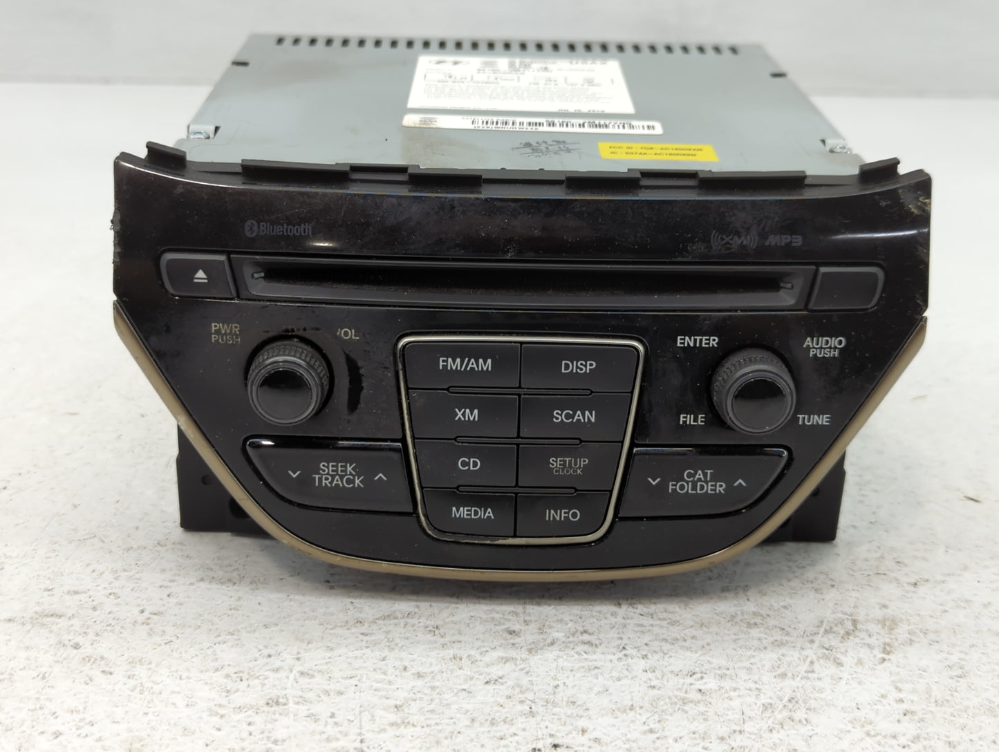 2013-2015 Hyundai Genesis Am Fm Cd Player Radio Receiver - Oemusedautoparts1.com