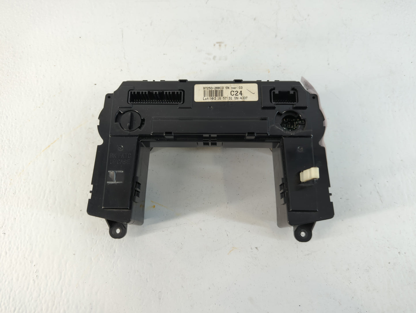 2013-2016 Hyundai Genesis Climate Control Module Temperature AC/Heater Replacement P/N:97250-2MMC0 Fits Fits 2013 2014 2015 