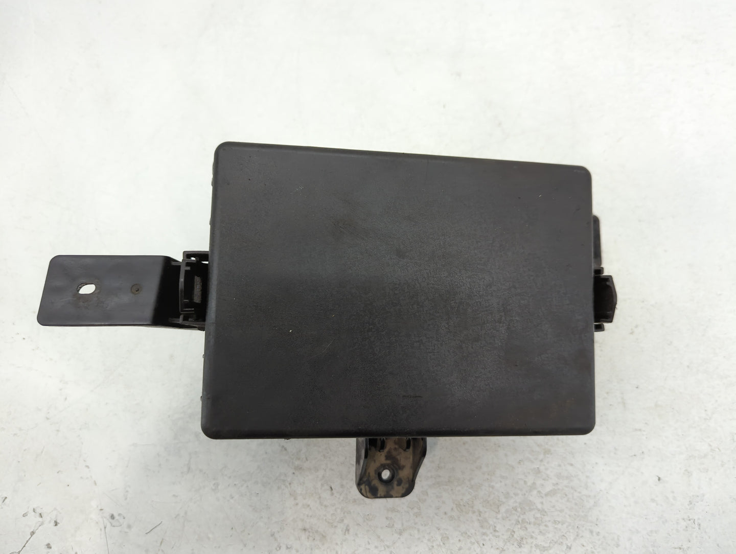 2013-2016 Hyundai Genesis Fusebox Fuse Box Panel Relay Module P/N:N91264-2M561 Fits Fits 2013 2014 2015 2016 OEM Used Auto P