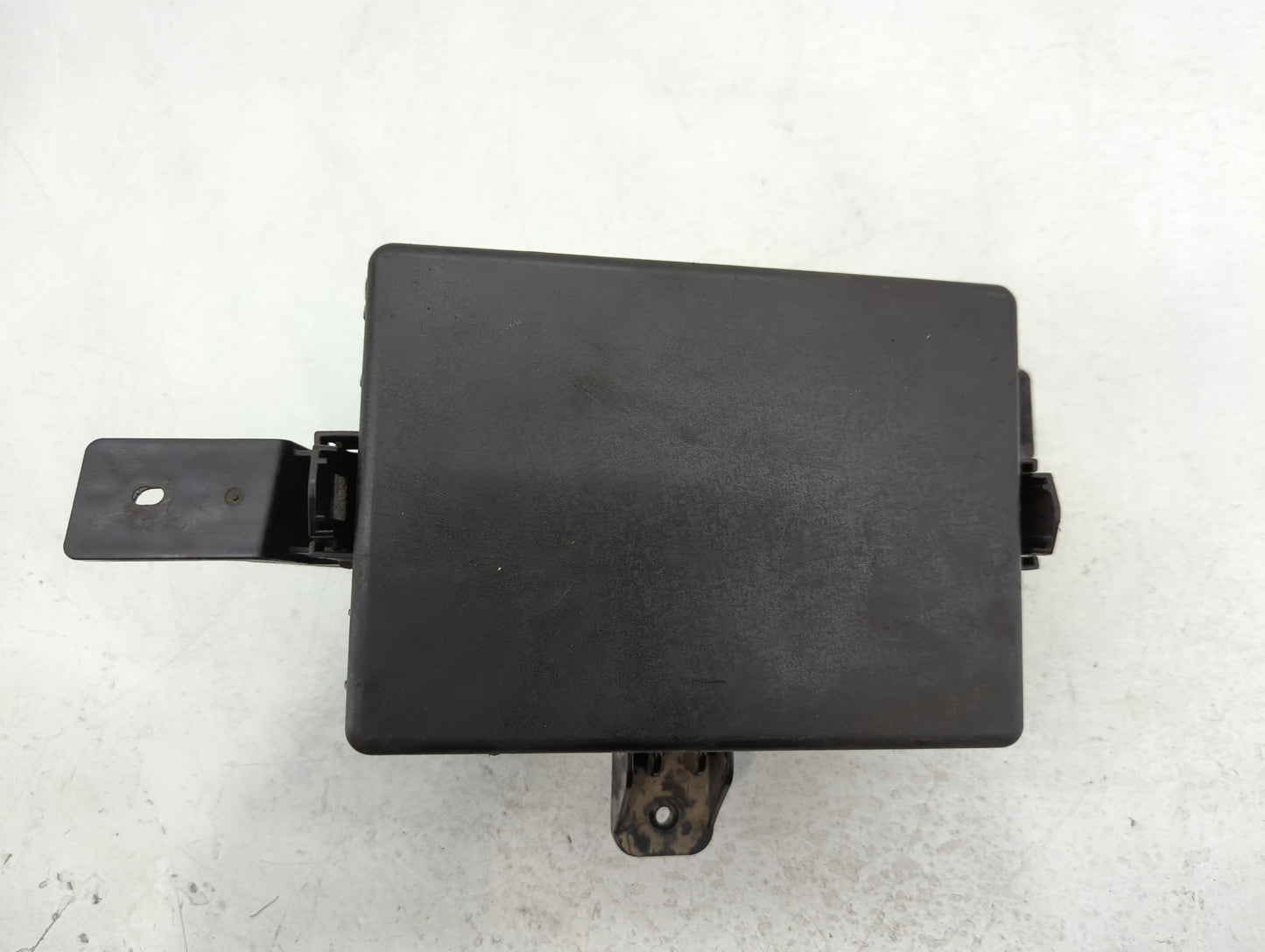 2013-2016 Hyundai Genesis Fusebox Fuse Box Panel Relay Module P/N:N91264-2M561 Fits Fits 2013 2014 2015 2016 OEM Used Auto P