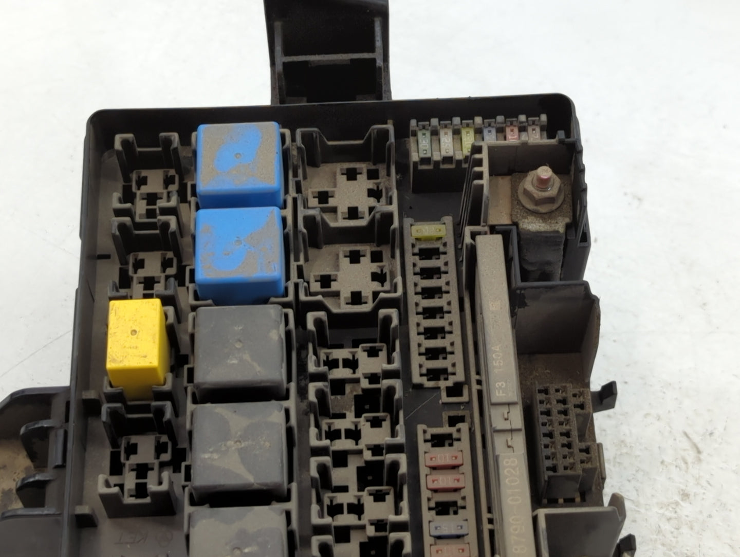 2013-2016 Hyundai Genesis Fusebox Fuse Box Panel Relay Module P/N:N91264-2M561 Fits Fits 2013 2014 2015 2016 OEM Used Auto P