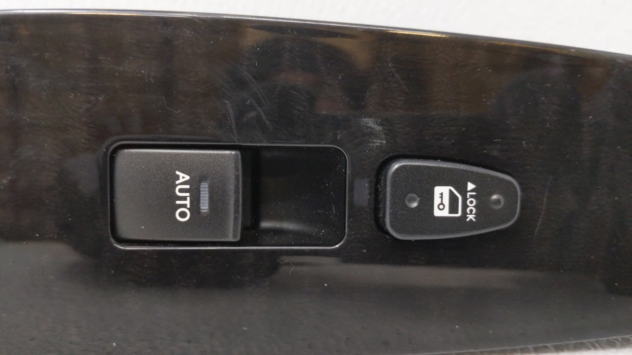 2013 Hyundai Genesis Passeneger Right Power Window Switch 93575-3m521 - Oemusedautoparts1.com