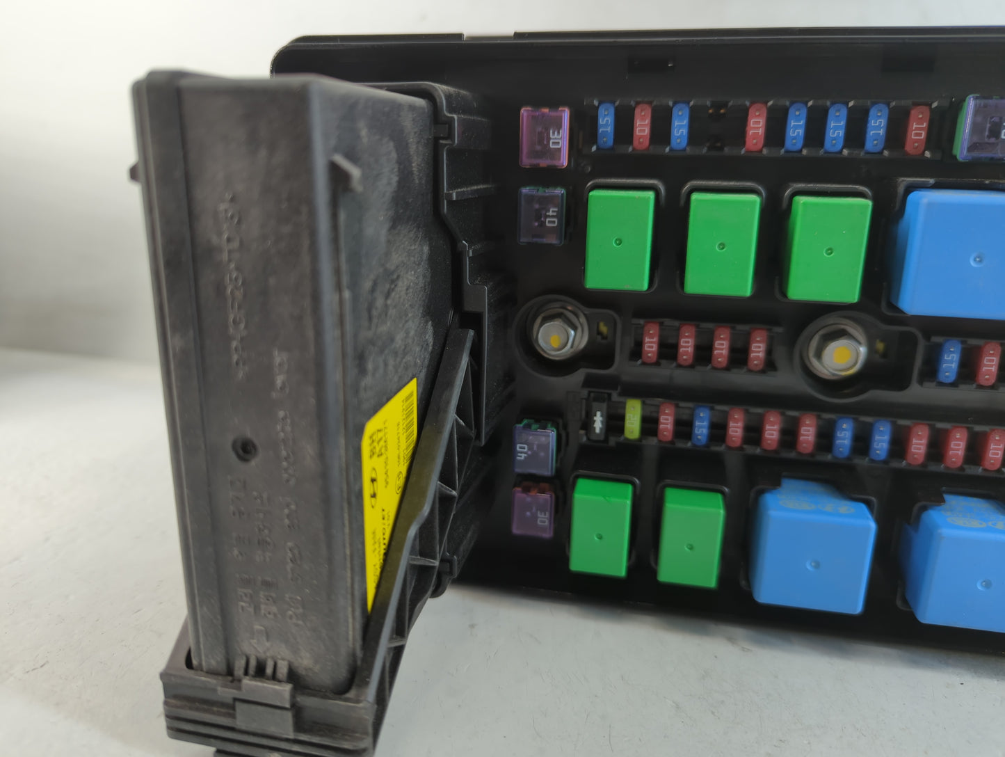 2013-2016 Hyundai Genesis Fusebox Fuse Box Panel Relay Module P/N:91950-3M173 Fits Fits 2013 2014 2015 2016 OEM Used Auto Pa