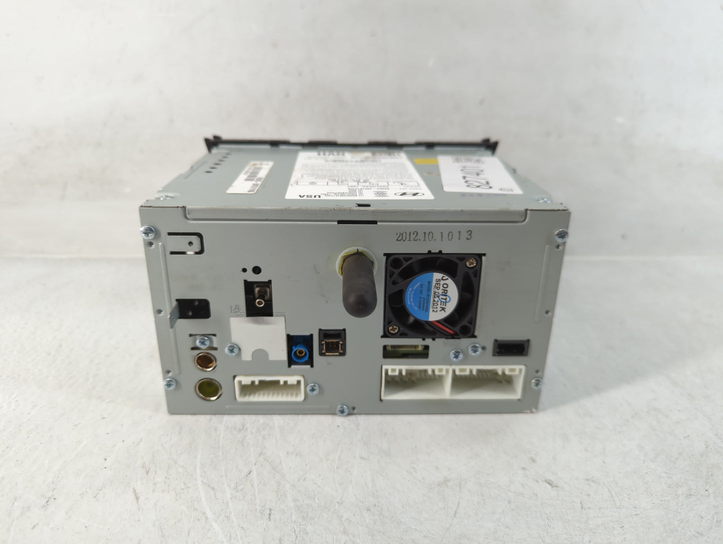 2013 Hyundai Genesis Radio AM FM Cd Player Receiver Replacement P/N:96560-2M761YHG Fits OEM Used Auto Parts - Oemusedautopar
