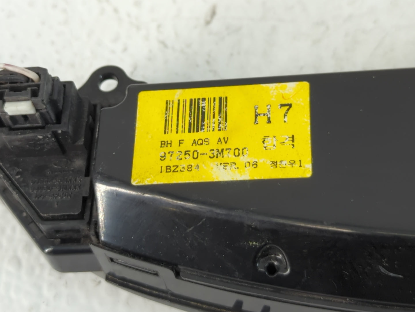 2013-2015 Hyundai Genesis Climate Control Module Temperature AC/Heater Replacement P/N:97250-3M700 Fits Fits 2013 2014 2015 