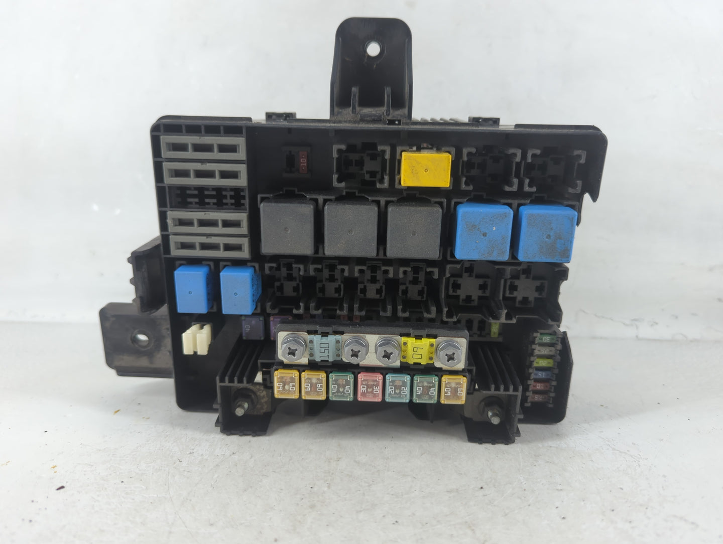 2013-2014 Hyundai Genesis Fusebox Fuse Box Panel Relay Module P/N:912642M561 Fits Fits 2013 2014 OEM Used Auto Parts - Oemus