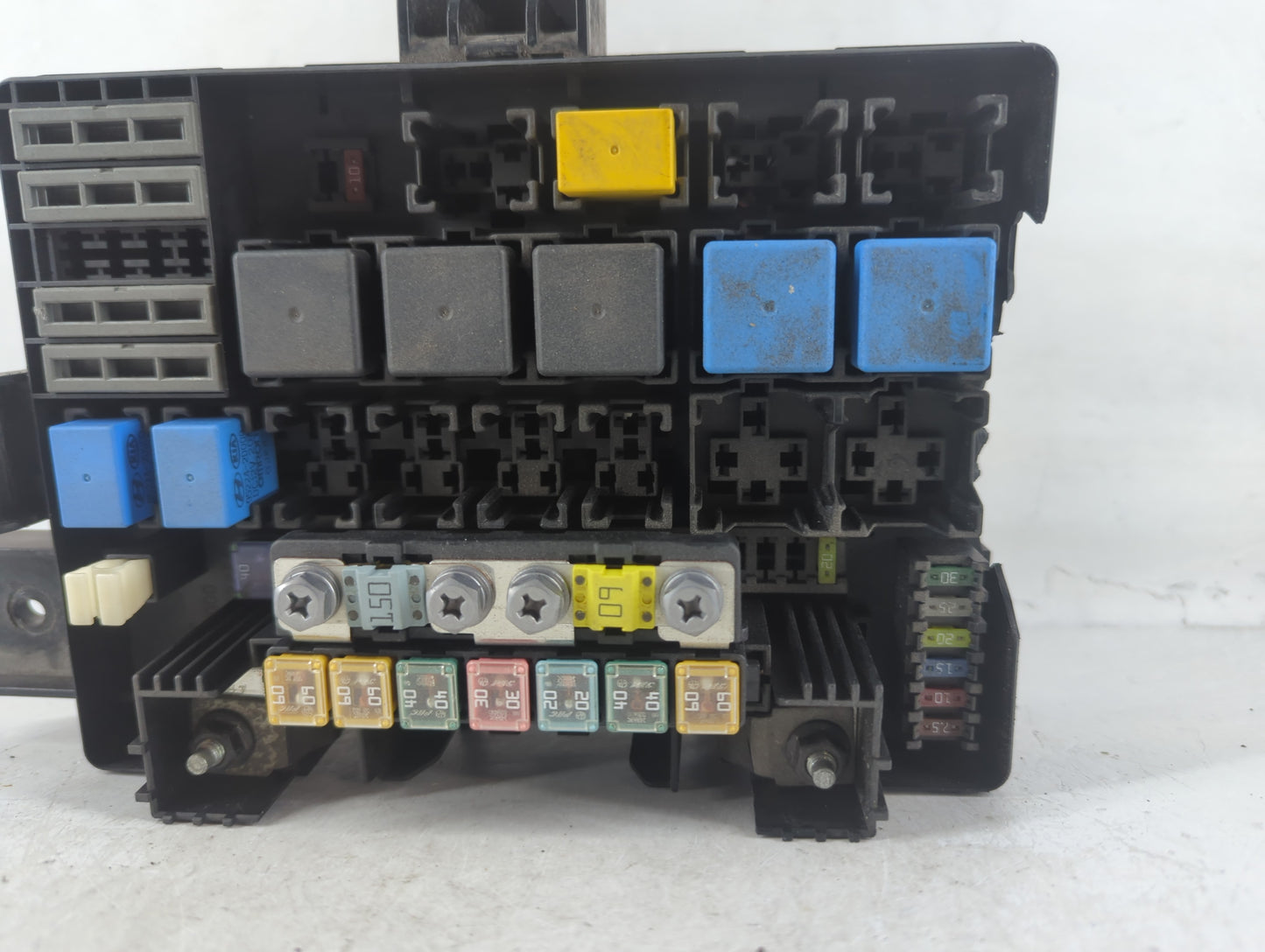 2013-2014 Hyundai Genesis Fusebox Fuse Box Panel Relay Module P/N:912642M561 Fits Fits 2013 2014 OEM Used Auto Parts - Oemus