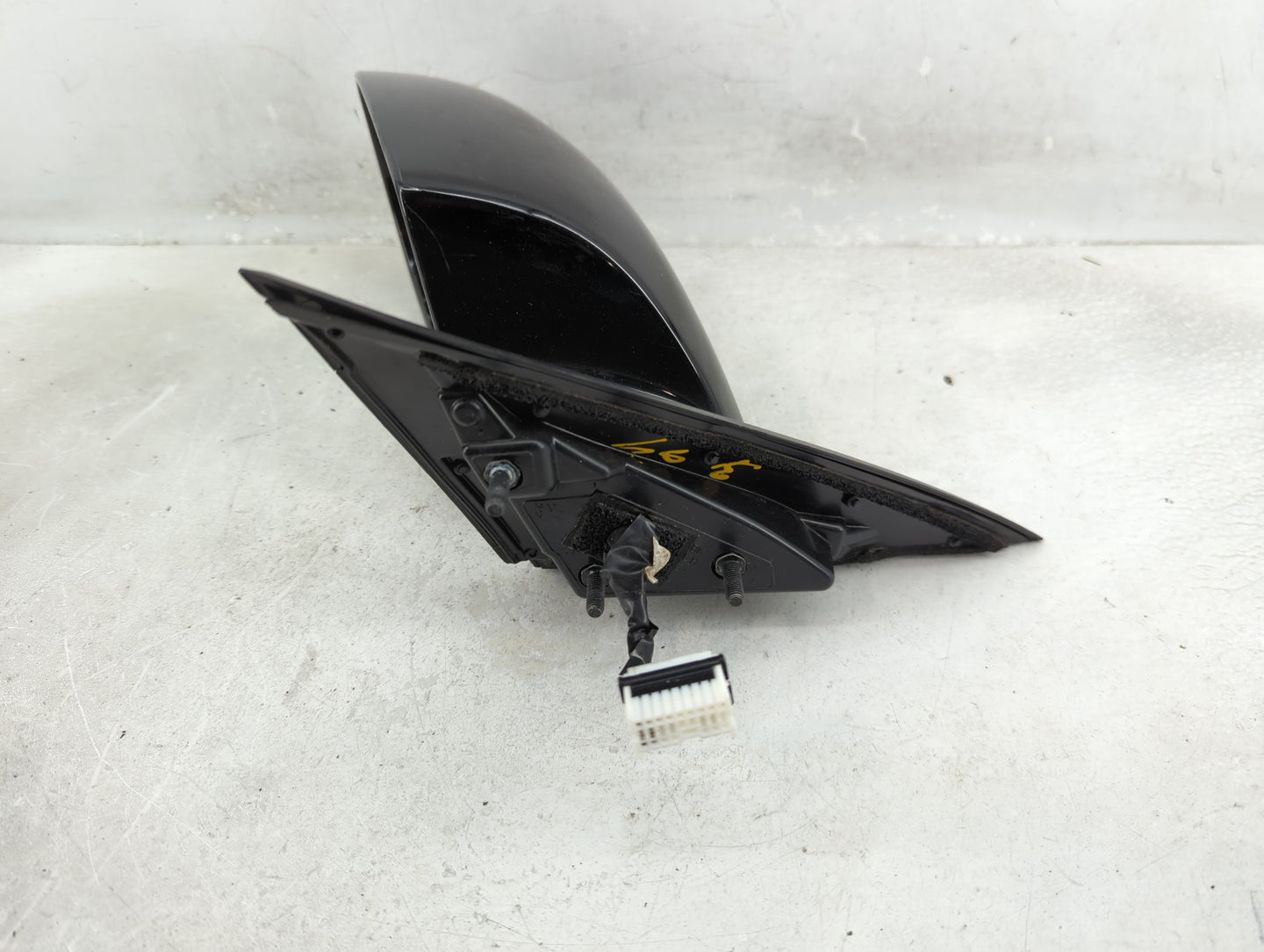 2013 Hyundai Genesis Coupe Driver Side View Mirror - Left Door Mirror OEM Used - Oemusedautoparts1.com