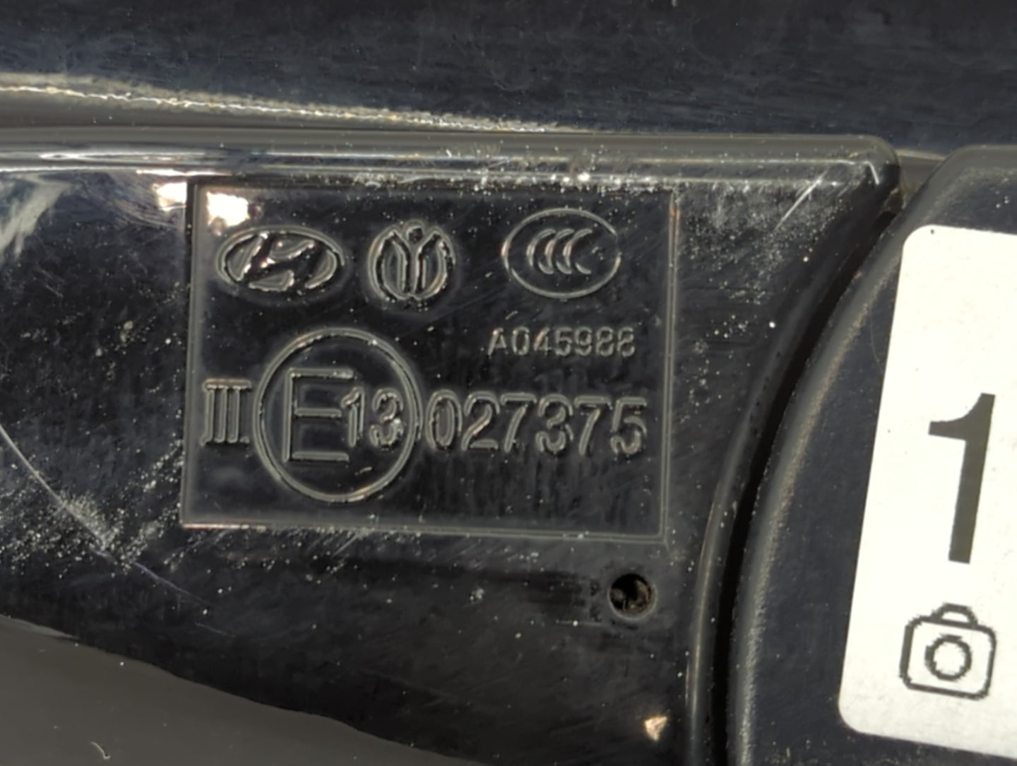 2013 Hyundai Genesis Coupe Driver Side View Mirror - Left Door Mirror OEM Used - Oemusedautoparts1.com
