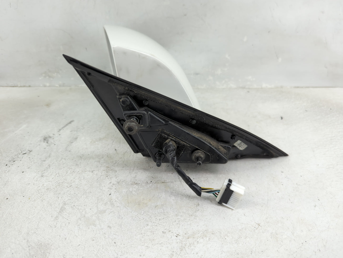2013 Hyundai Genesis Coupe Driver Side View Mirror - Left Door Mirror OEM Used - Oemusedautoparts1.com