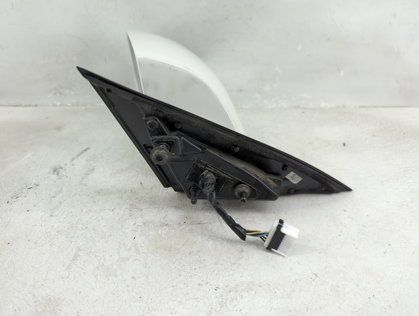 2013 Hyundai Genesis Coupe Driver Side View Mirror - Left Door Mirror OEM Used - Oemusedautoparts1.com