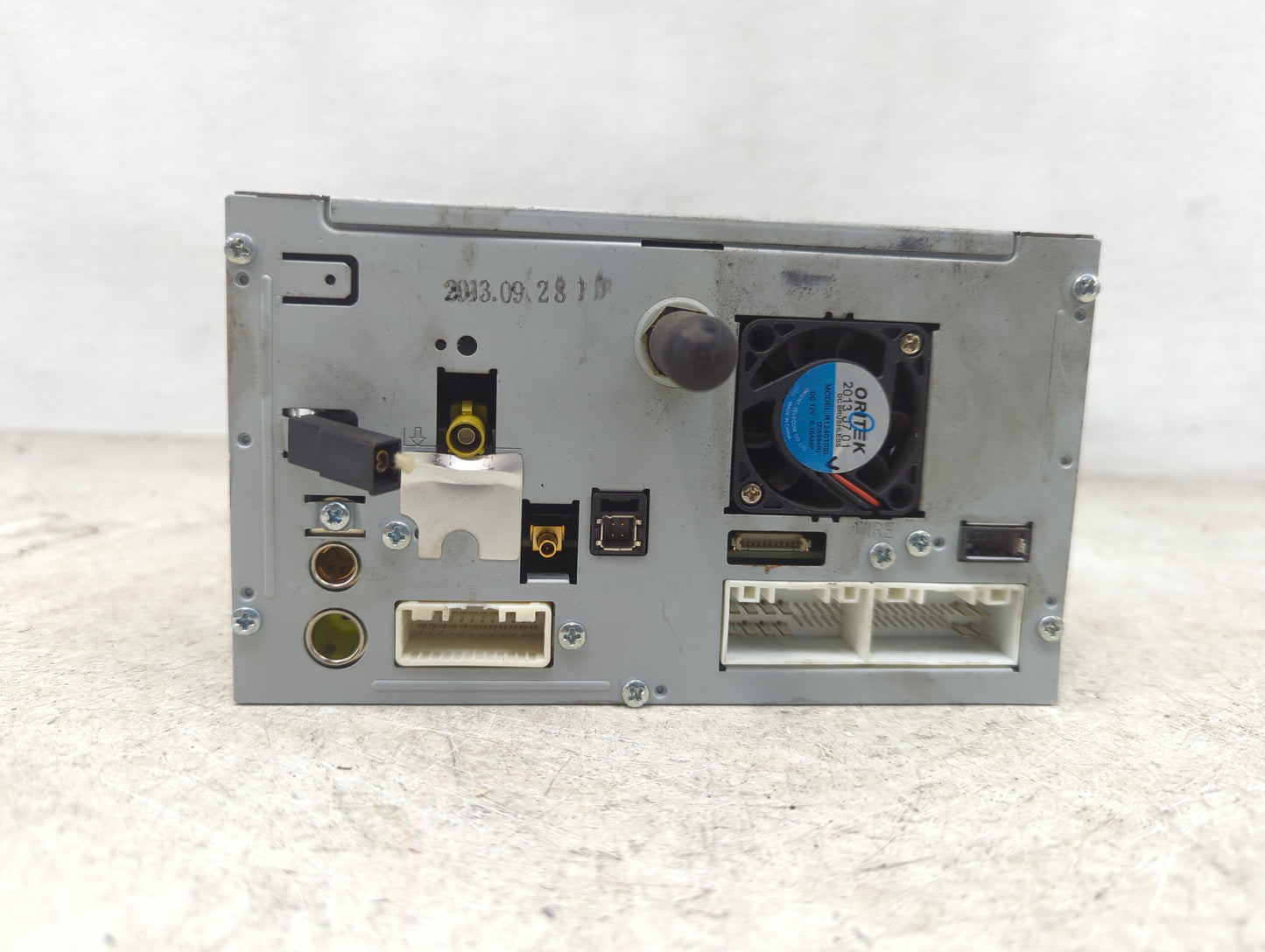 2013 Hyundai Genesis Coupe Radio AM FM Cd Player Receiver Replacement P/N:965602M770YHG 96560-2M770YHG Fits Fits 2014 2015 O