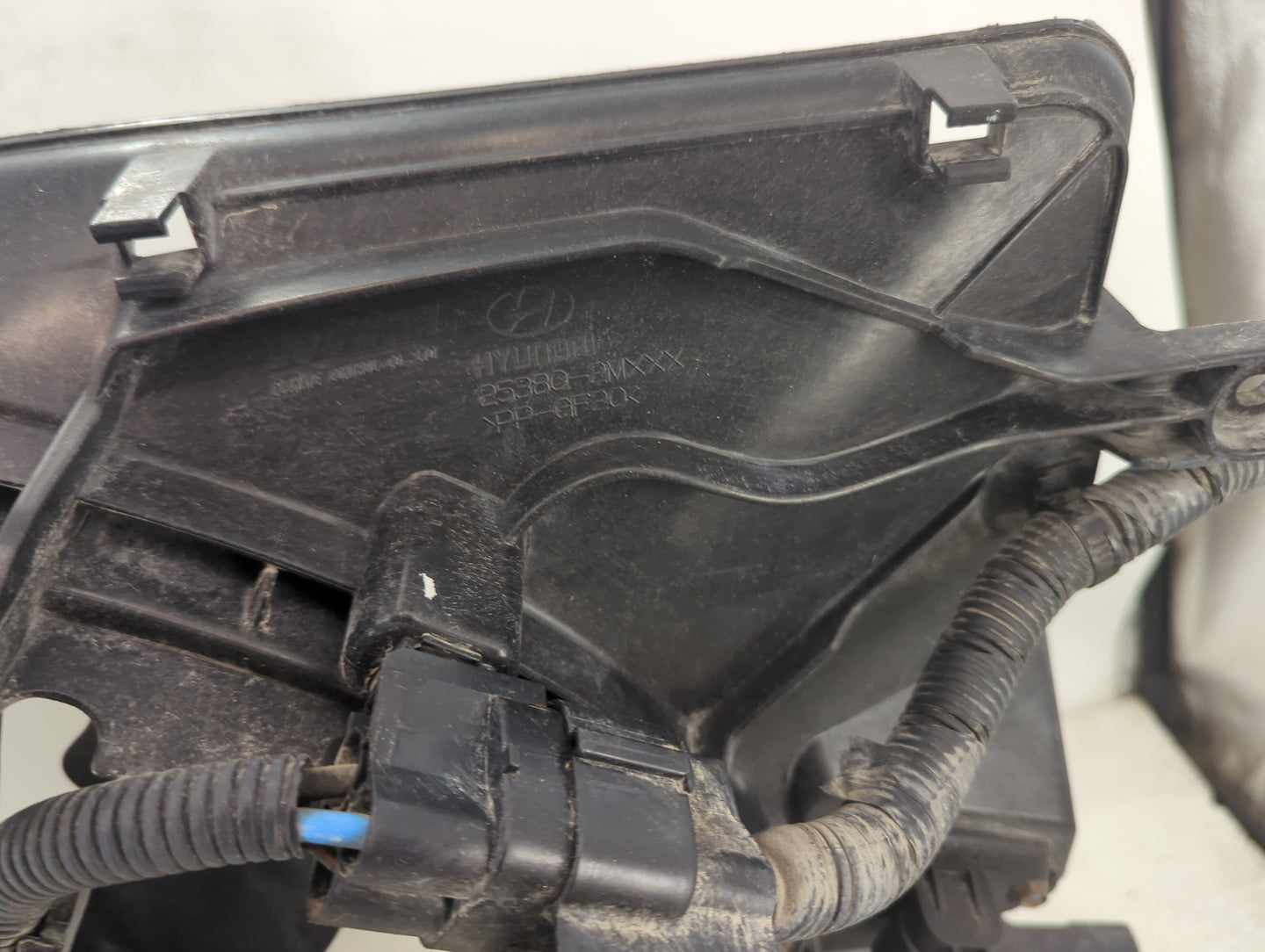 2013 Hyundai Genesis Coupe Electric Radiator Cooling Fan Motor Assembly P/N:25380-2M000 Fits Fits 2014 OEM Used Auto Parts -