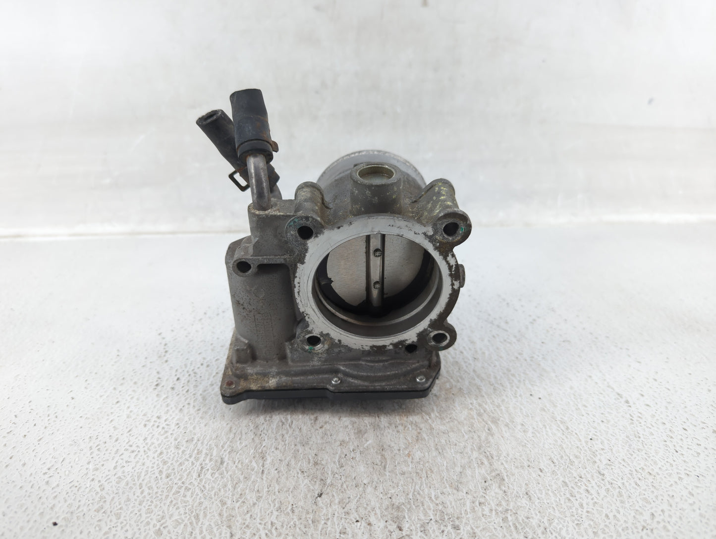 2018-2021 Hyundai Kona Throttle Body P/N:35100-2E400 Fits Fits 2012 2013 2014 2015 2016 2018 2019 2020 2021 OEM Used Auto Pa