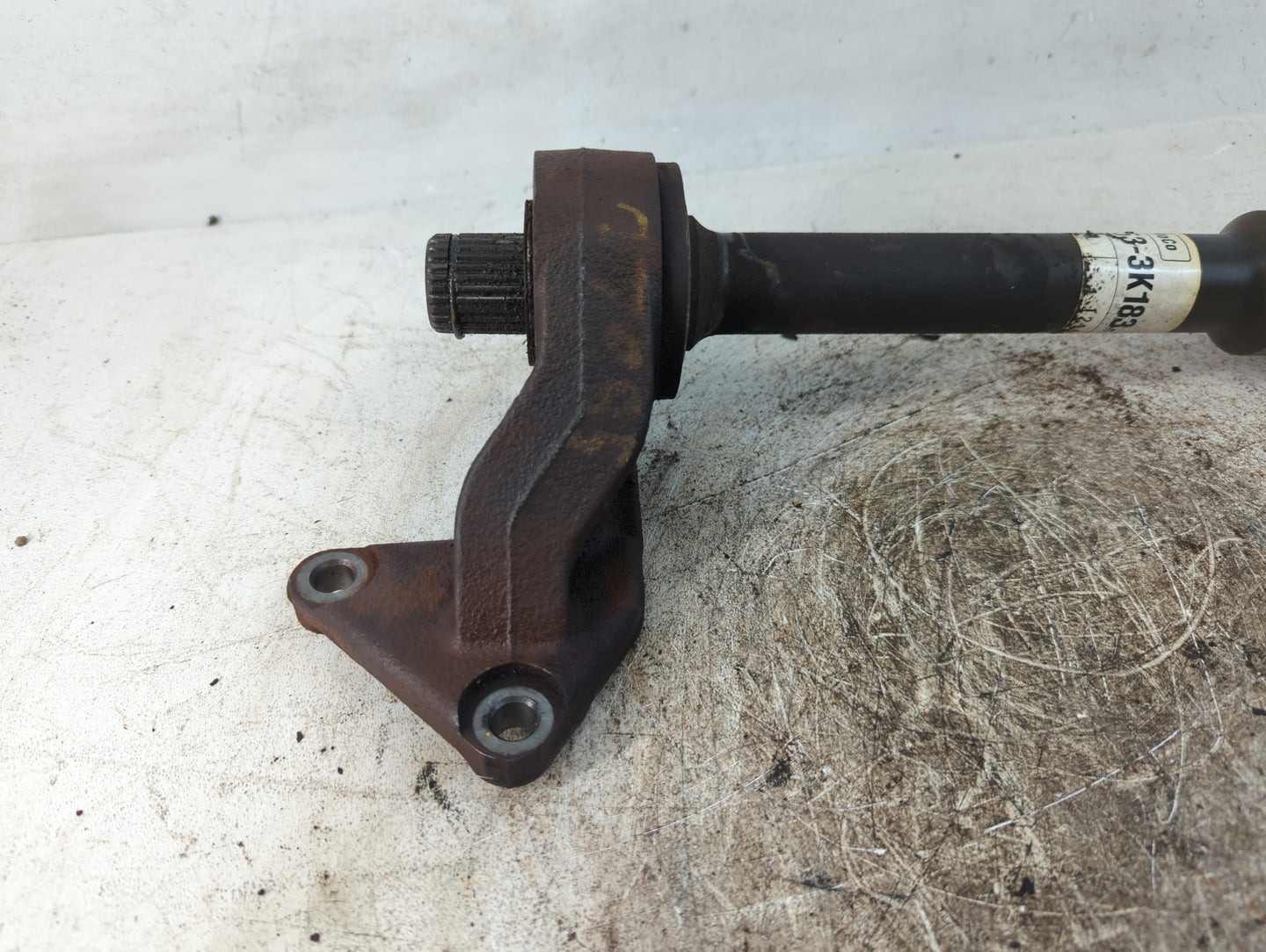 2013 Hyundai Kona Axle Shaft Front Driver Cv C/v - Oemusedautoparts1.com