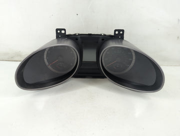 2013-2014 Hyundai Santa Fe Instrument Cluster Speedometer Gauges P/N:94001-B8041 Fits Fits 2013 2014 OEM Used Auto Parts - O