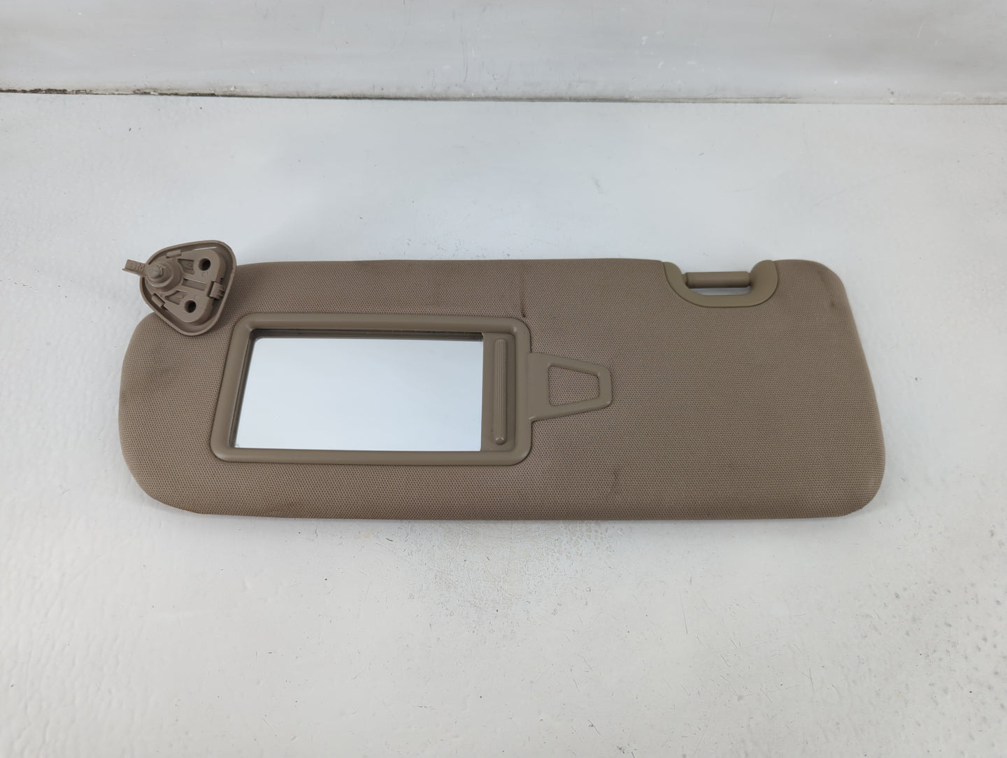 2013-2019 Hyundai Santa Fe Sun Visor Shade Replacement Driver Left Mirror Fits Fits 2013 2014 2015 2016 2017 2018 2019 OEM U