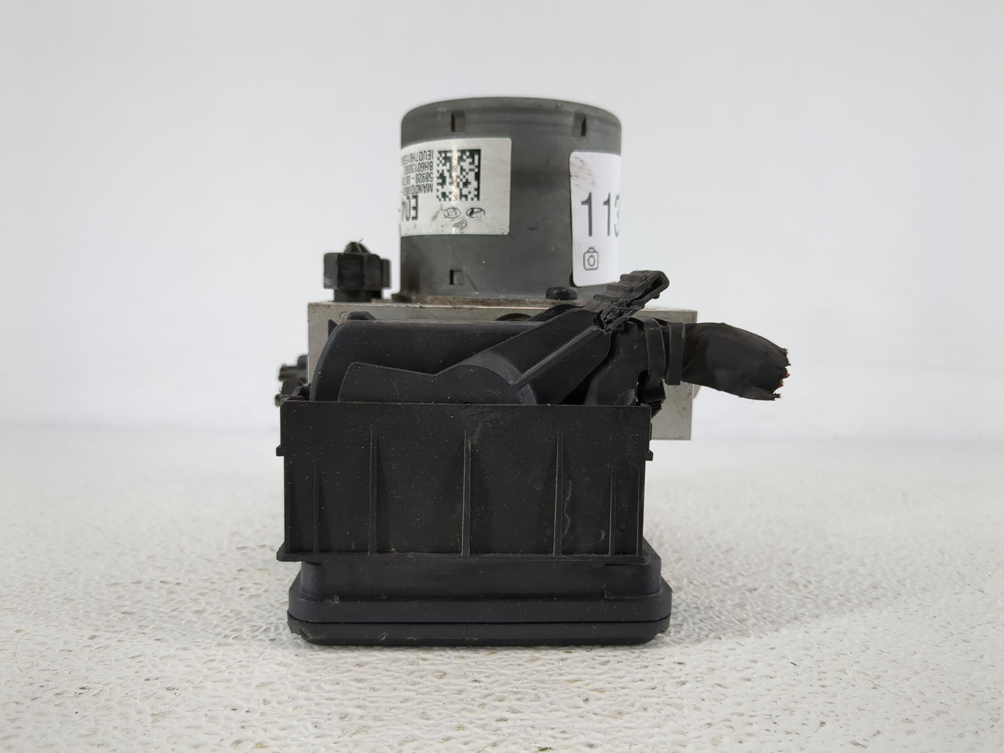 2013-2016 Hyundai Santa Fe ABS Pump Control Module Replacement P/N:58920-B8700 Fits Fits 2013 2014 2015 2016 OEM Used Auto P