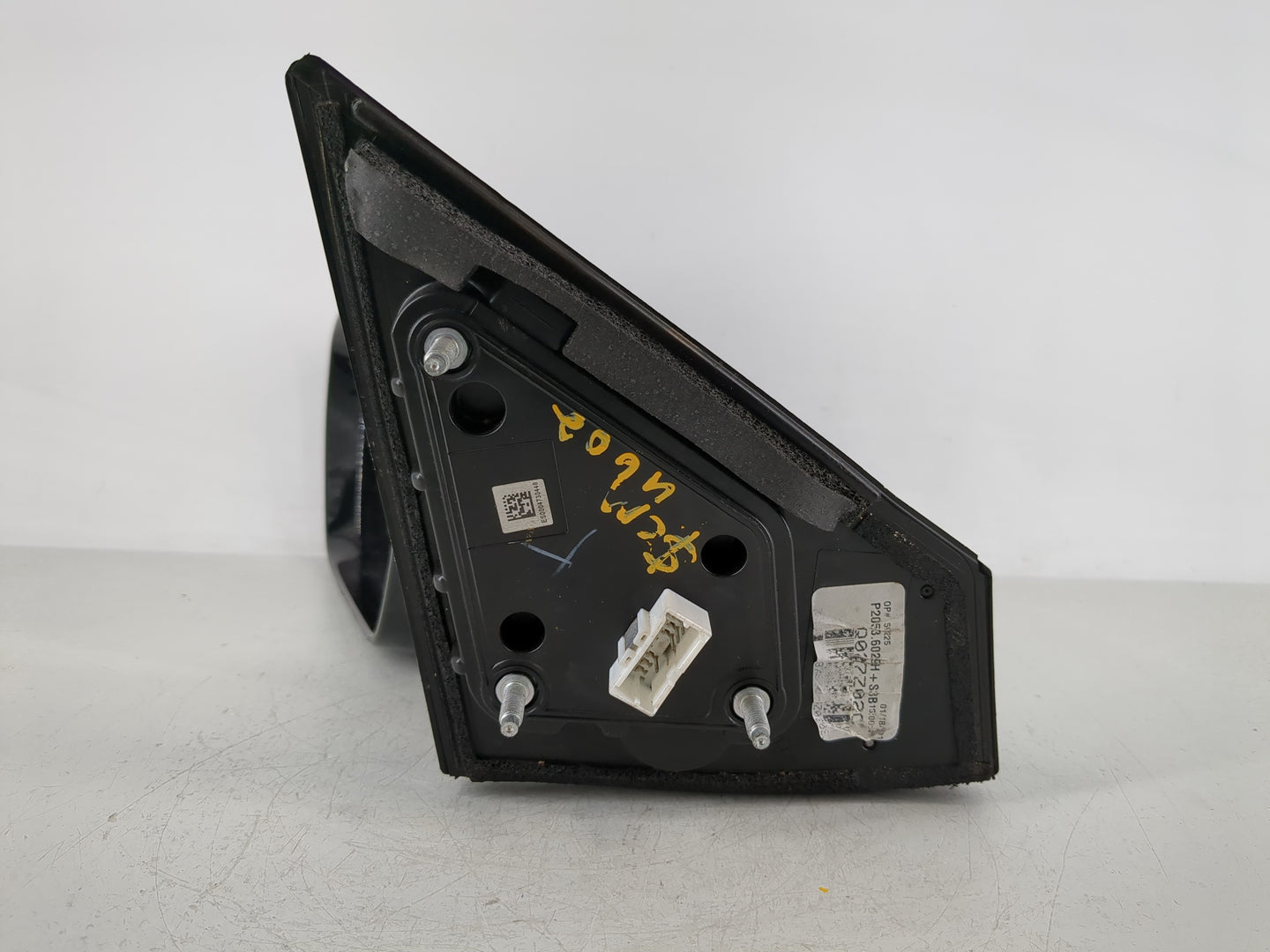 2013-2016 Hyundai Santa Fe Driver Side View Mirror - Left Door Mirror OEM Used - Oemusedautoparts1.com