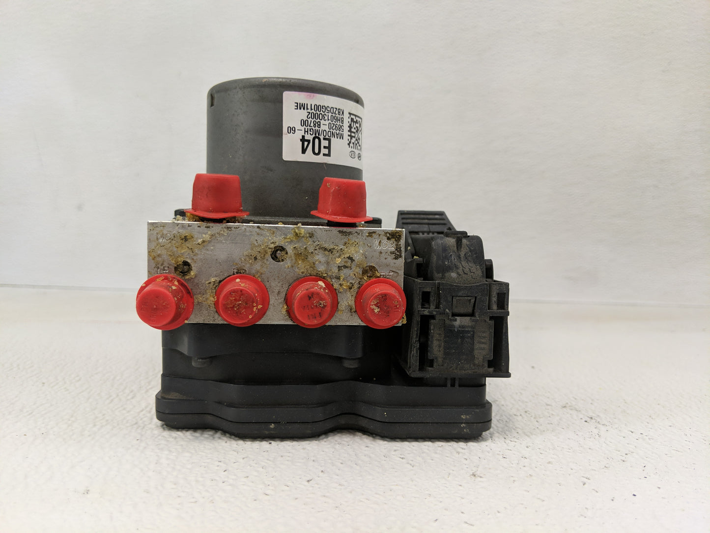 2013-2016 Hyundai Santa Fe ABS Pump Control Module Replacement P/N:58920-B8700 Fits Fits 2013 2014 2015 2016 OEM Used Auto P