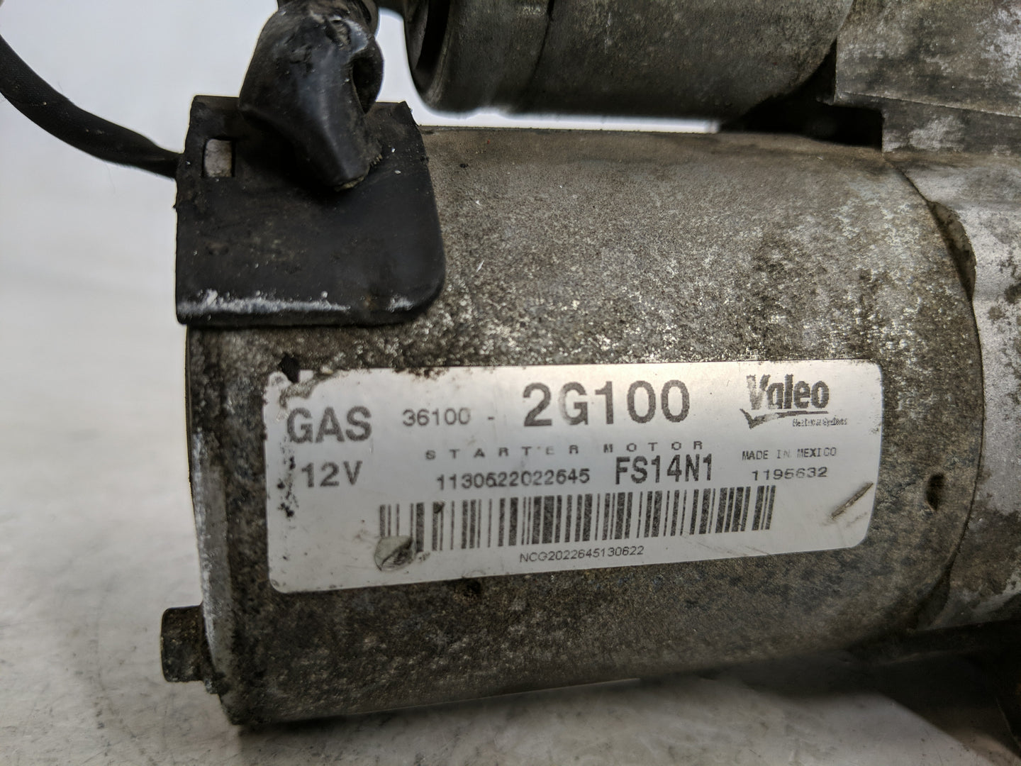 2010-2014 Hyundai Santa Fe Car Starter Motor Solenoid OEM P/N:36100-2G100 Fits Fits 2008 2009 2010 2011 2012 2013 2014 OEM U