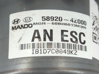 2013 Hyundai Santa Fe ABS Pump Control Module Replacement P/N:58920-4Z000 Fits OEM Used Auto Parts - Oemusedautoparts1.com