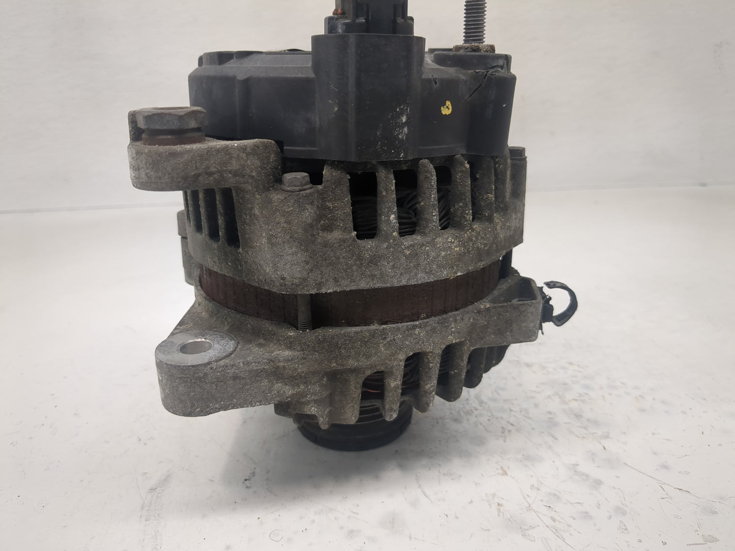 2013 Hyundai Santa Fe Alternator Replacement Generator Charging Assembly Engine OEM P/N:2612490 B 37300-2G850 Fits Fits 2014