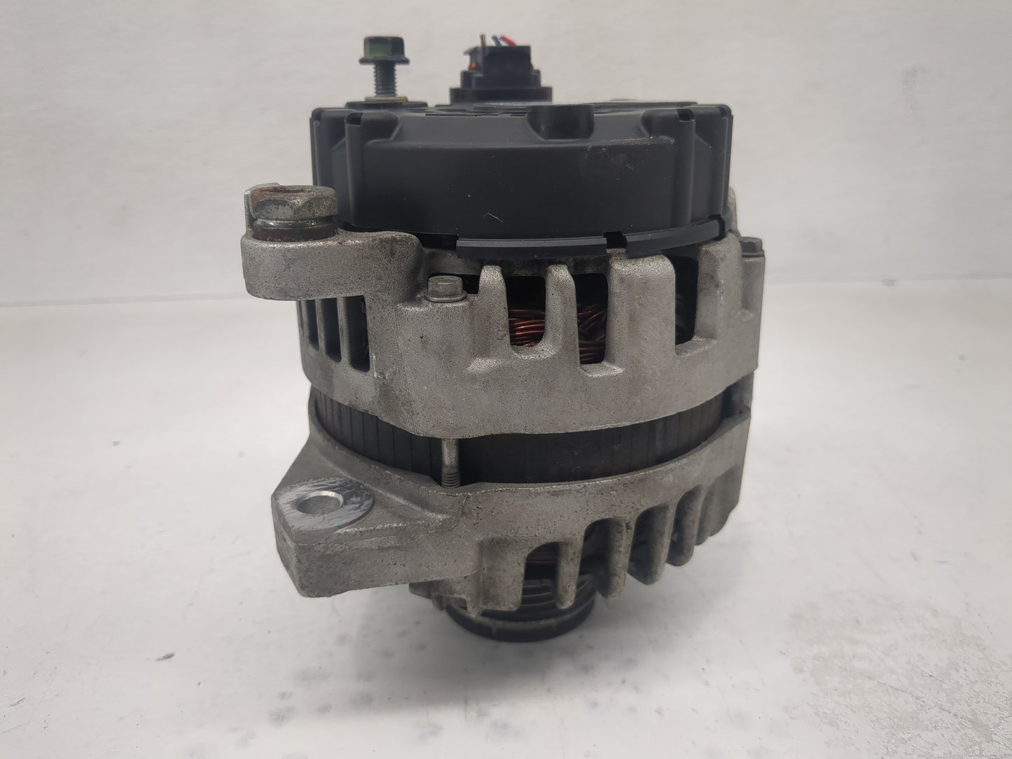 2013 Hyundai Santa Fe Alternator Replacement Generator Charging Assembly Engine OEM P/N:2612490 B 37300-2G850 Fits Fits 2014