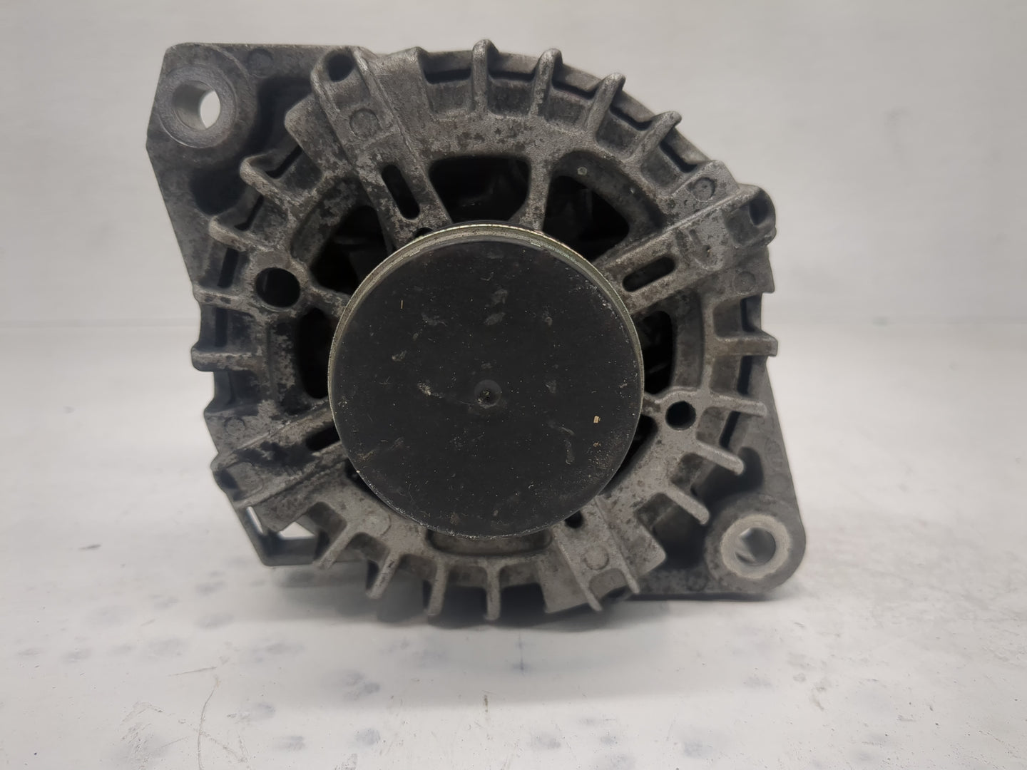 2013 Hyundai Santa Fe Alternator Replacement Generator Charging Assembly Engine OEM P/N:2612490 B 37300-2G850 Fits Fits 2014