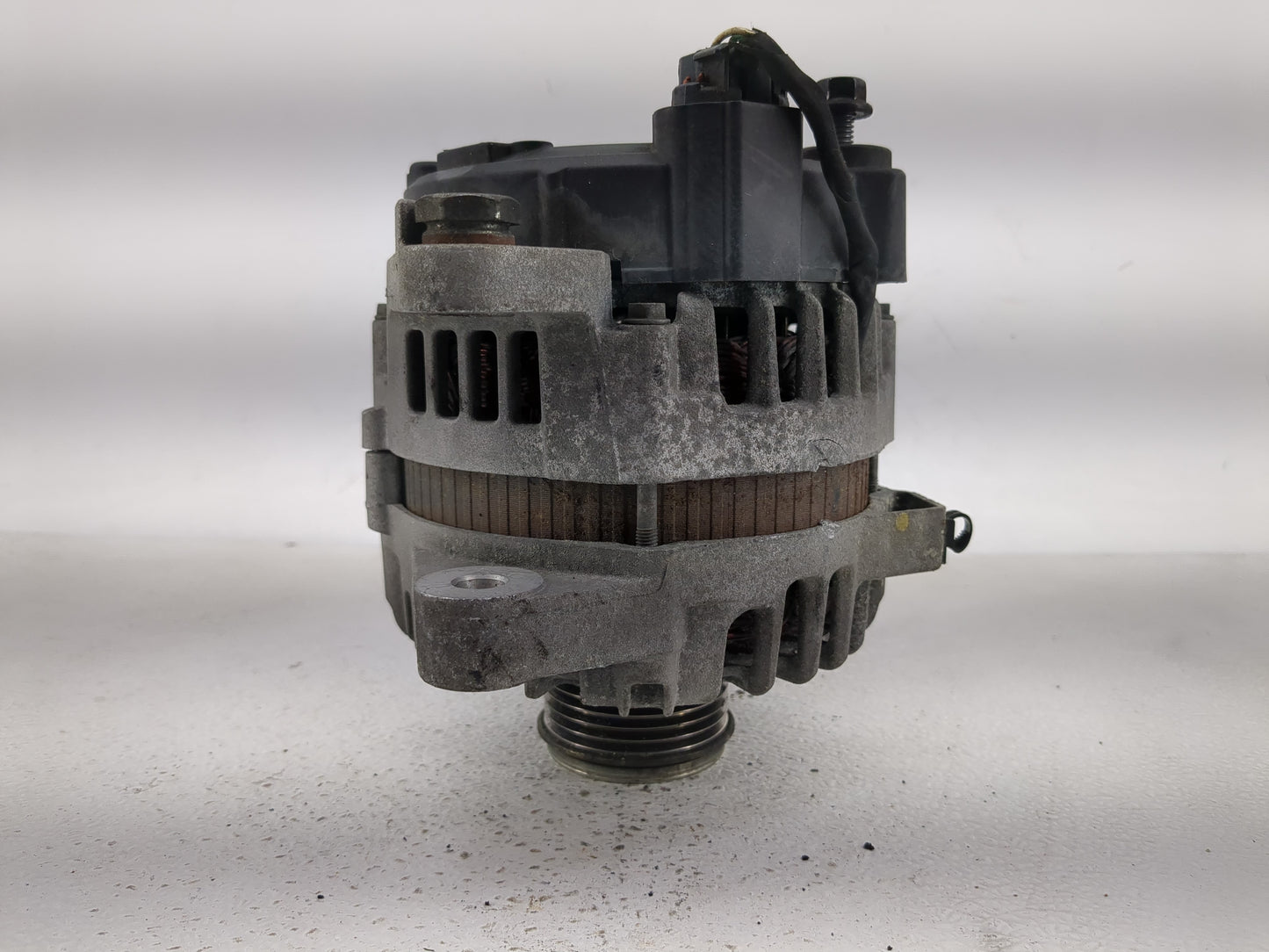 2013 Hyundai Santa Fe Alternator Replacement Generator Charging Assembly Engine OEM P/N:2612490 B 37300-2G850 Fits Fits 2014