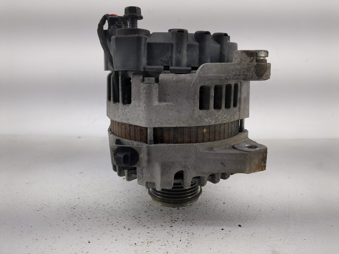 2013 Hyundai Santa Fe Alternator Replacement Generator Charging Assembly Engine OEM P/N:2612490 B 37300-2G850 Fits Fits 2014