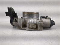 2013 Hyundai Santa Fe Throttle Body Fits Fits 2011 2012 2014 2015 2016 OEM Used Auto Parts - Oemusedautoparts1.com