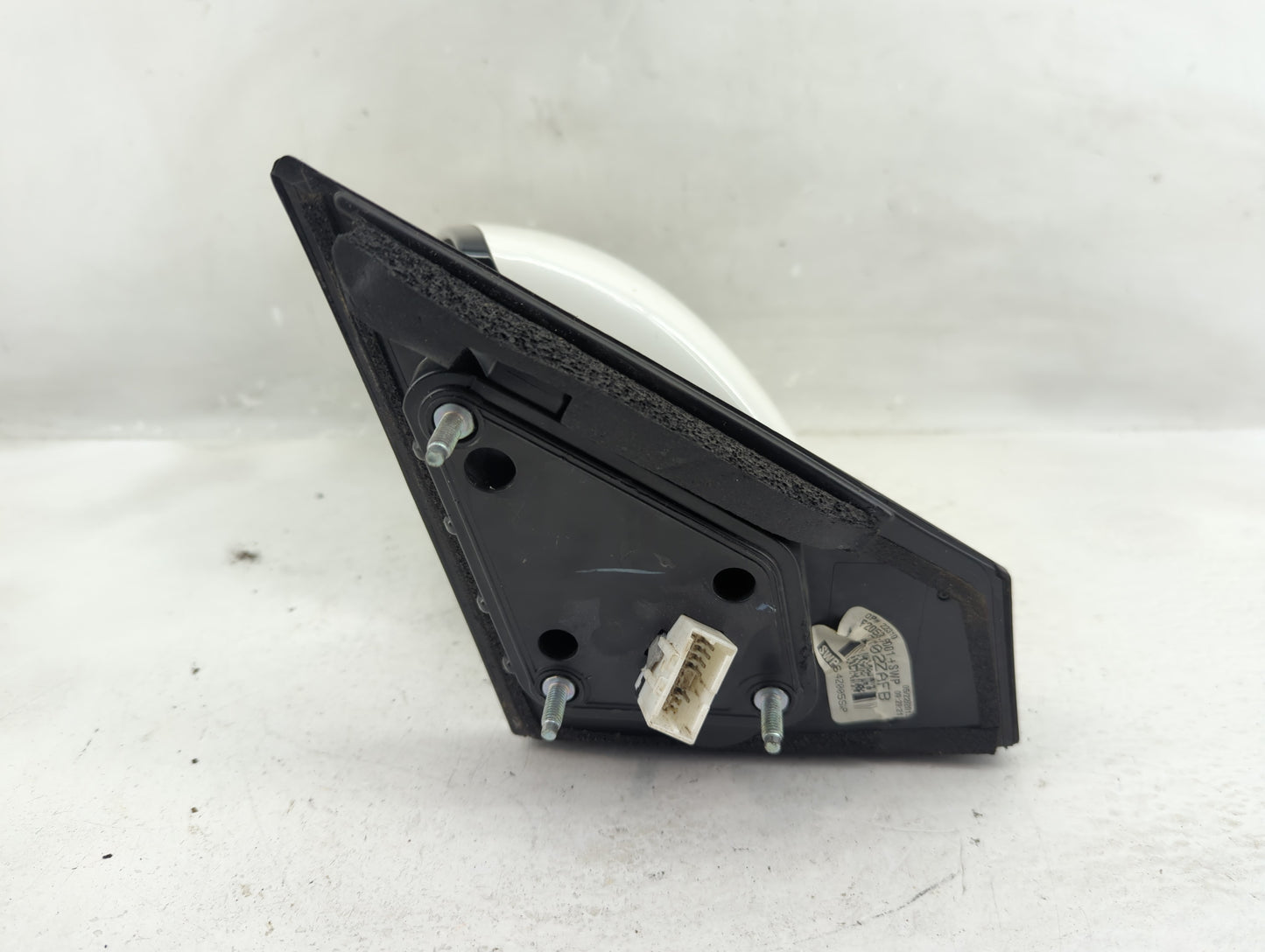 2013-2016 Hyundai Santa Fe Driver Side View Mirror - Left Door Mirror OEM Used - Oemusedautoparts1.com