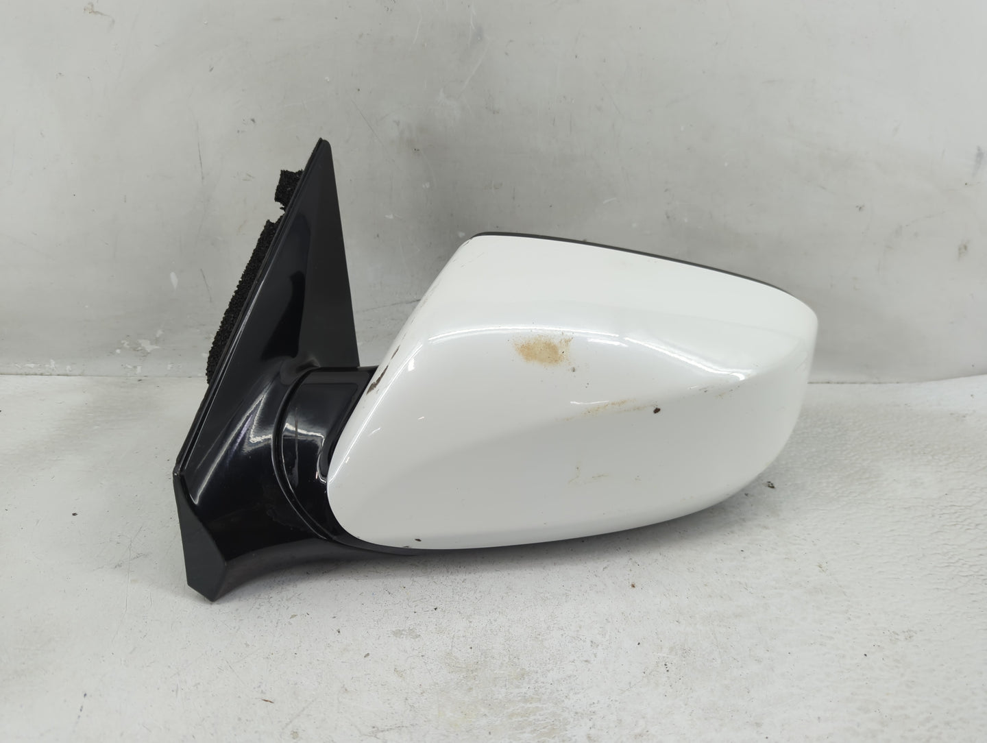 2013-2016 Hyundai Santa Fe Driver Side View Mirror - Left Door Mirror OEM Used - Oemusedautoparts1.com