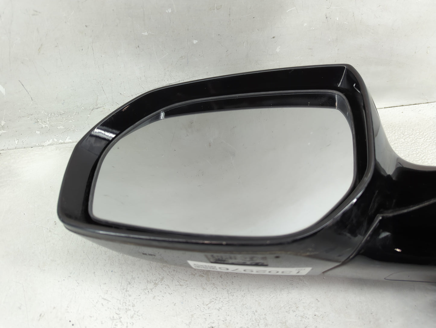 2013-2016 Hyundai Santa Fe Driver Side View Mirror - Left Door Mirror OEM Used - Oemusedautoparts1.com