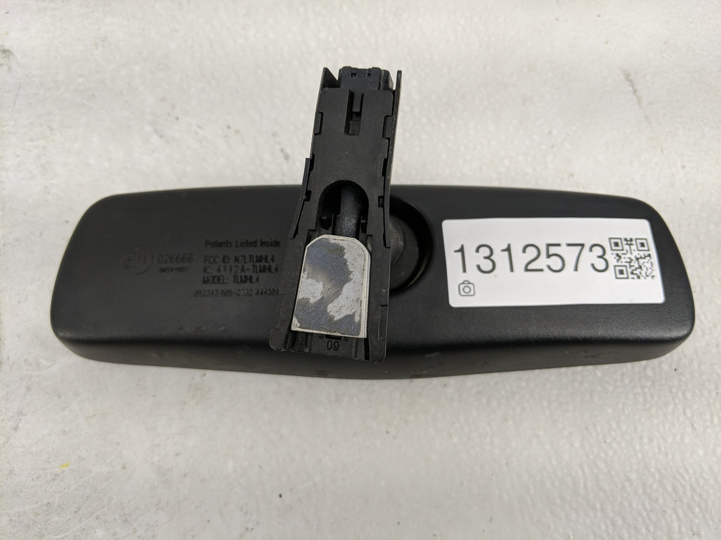 2013-2020 Hyundai Santa Fe Interior Rear View Mirror Replacement OEM P/N:E11026666 Fits OEM Used Auto Parts - Oemusedautopar