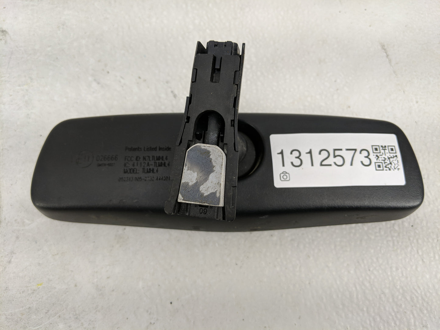 2013-2020 Hyundai Santa Fe Interior Rear View Mirror Replacement OEM P/N:E11026666 Fits OEM Used Auto Parts - Oemusedautopar