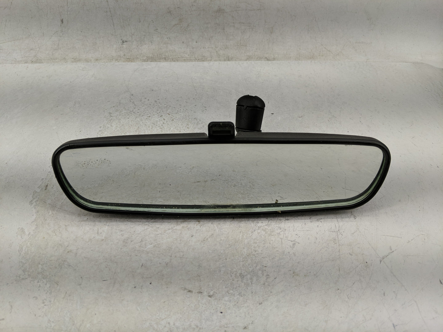 2013-2020 Hyundai Santa Fe Interior Rear View Mirror Replacement OEM Fits OEM Used Auto Parts - Oemusedautoparts1.com