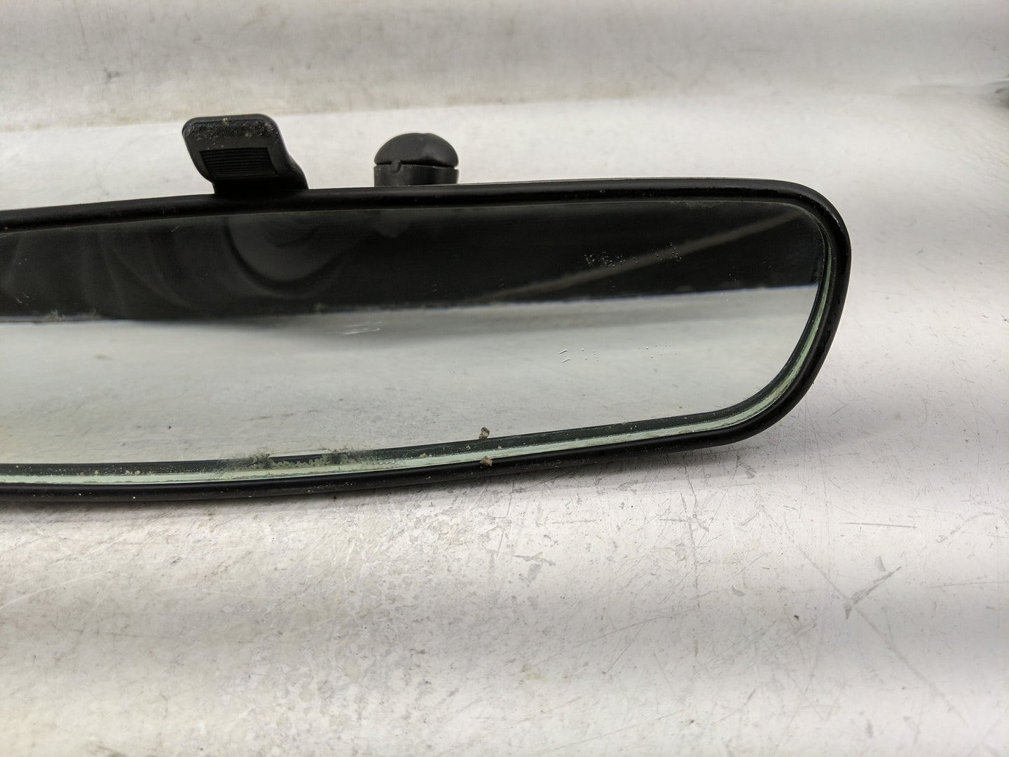 2013-2020 Hyundai Santa Fe Interior Rear View Mirror Replacement OEM Fits OEM Used Auto Parts - Oemusedautoparts1.com